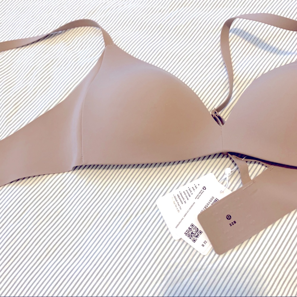 NWT Lululemon Take Shape Bra